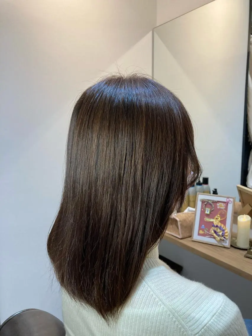 セミロング 髪質改善 矯正マスターKENのヘアスタイル