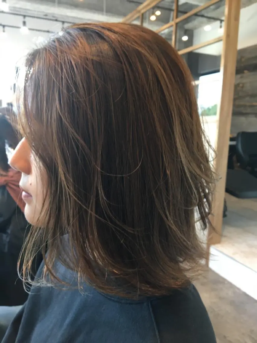 セミロング カラー カット ヘアカラー ✨落ち着いた接客 💡高橋優也💡のヘアスタイル