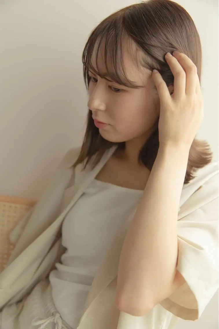 ミディアム カラー ヘアカラー 西岡 優太のヘアスタイル