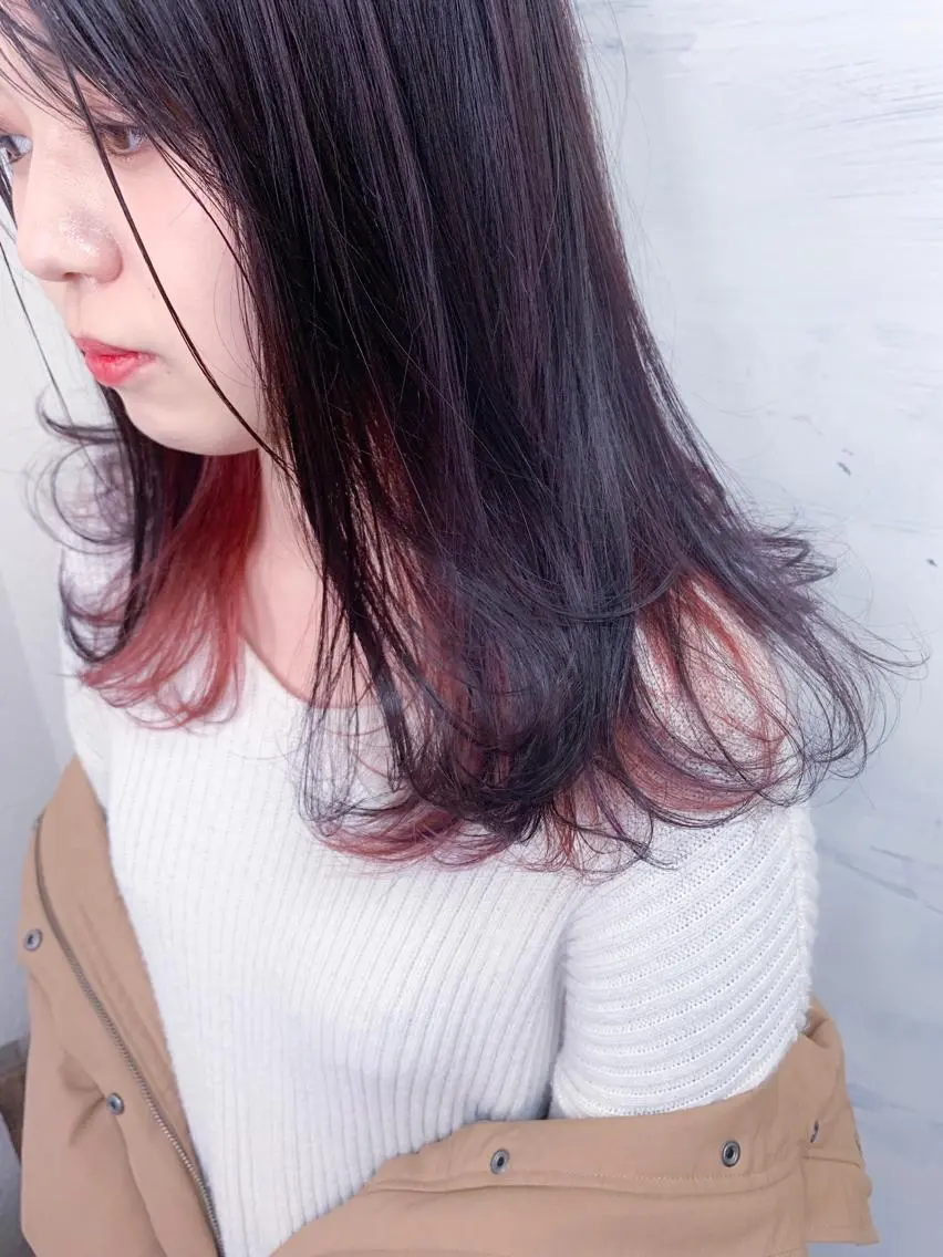 ミディアム カラー インナーカラー ピンクカラー カット ヘアカラー BOX mico.のヘアスタイル