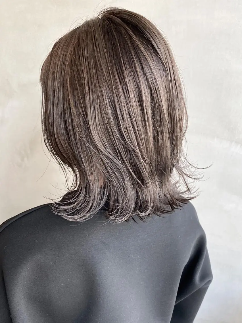 カラー 原野 実優羽のヘアスタイル