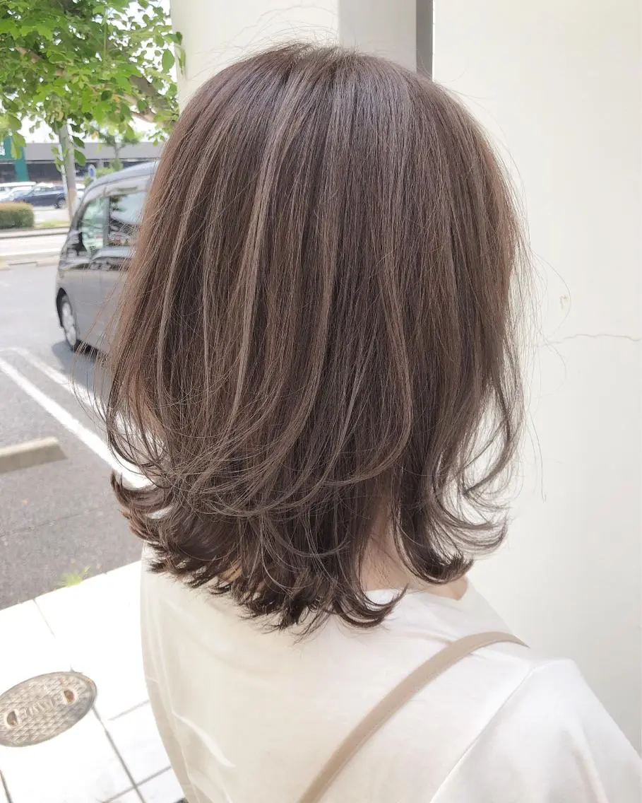 ミディアム カラー カット ヘアカラー トリートメント 具志 正太のヘアスタイル