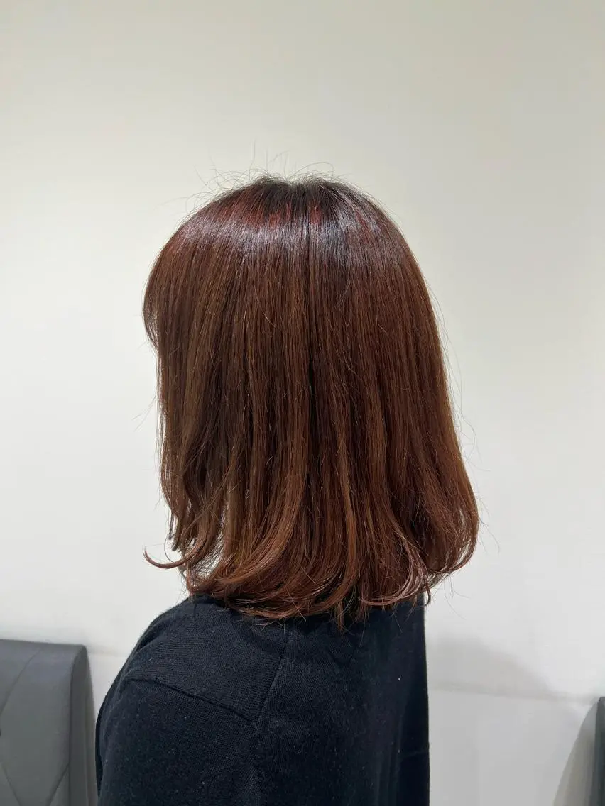 セミロング カラー ブリーチ ブラウンカラー ブリーチなしカラー オレンジ オレンジブラウン カット ヘアカラー 【暖色カラー特化】 中山由梨のヘアスタイル
