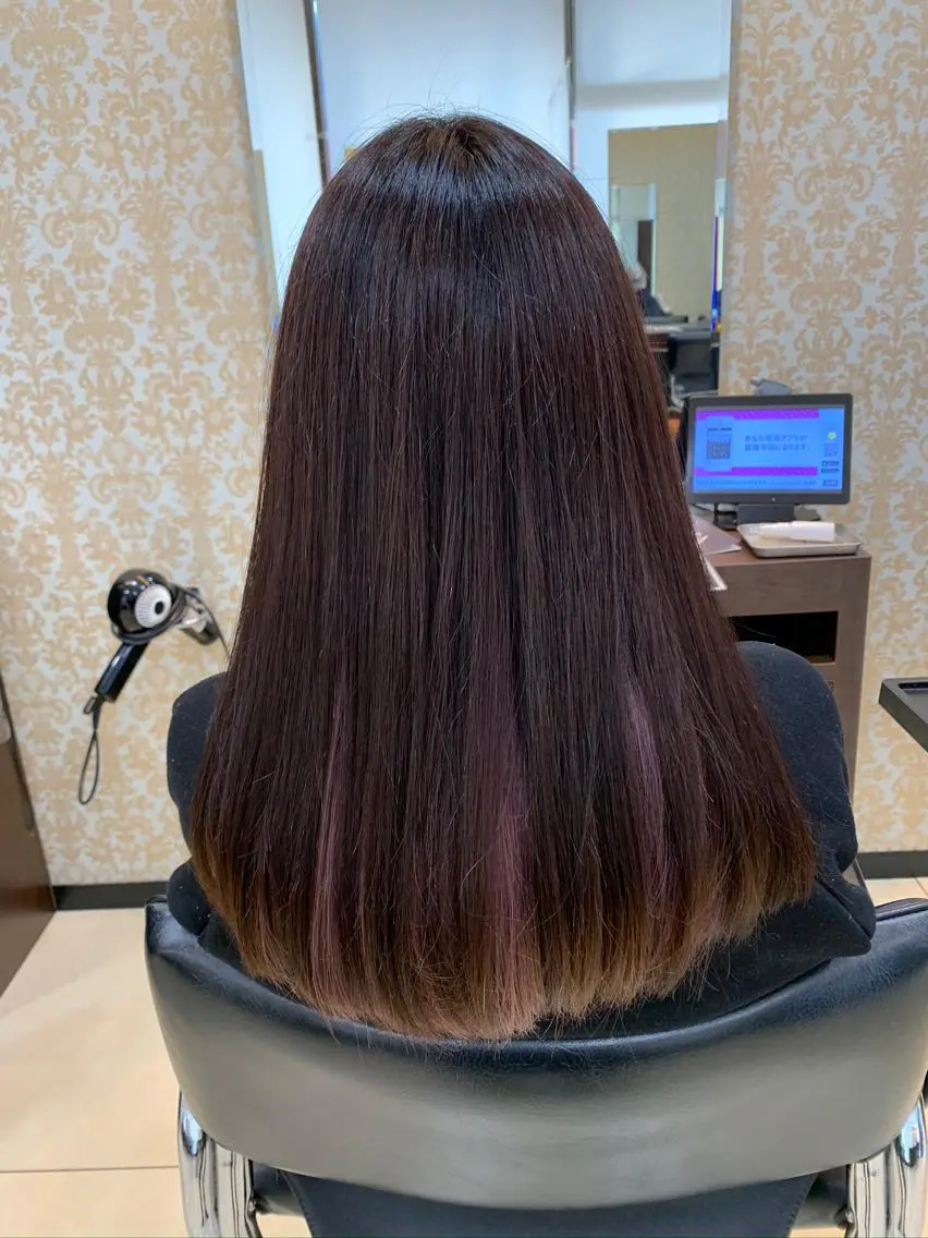 ロング パープルカラー OPERA 赤塚のヘアスタイル
