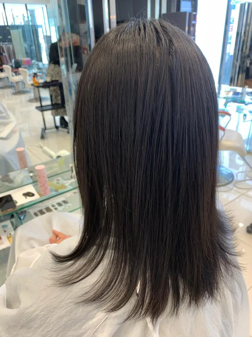 ミディアム 縮毛矯正 タカハシ ヨシヒトのヘアスタイル