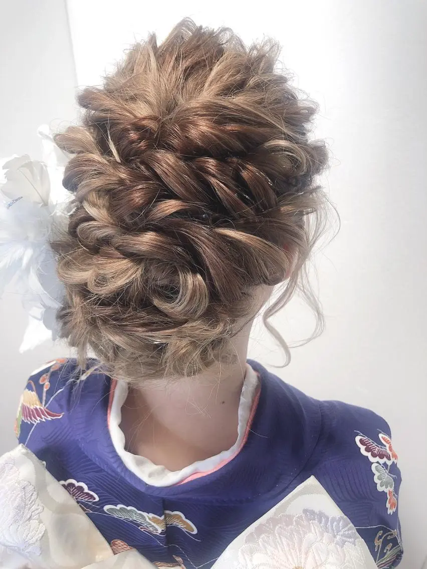 セミロング ヘアアレンジ 結婚式・ブライダル 田中 アキオのヘアスタイル