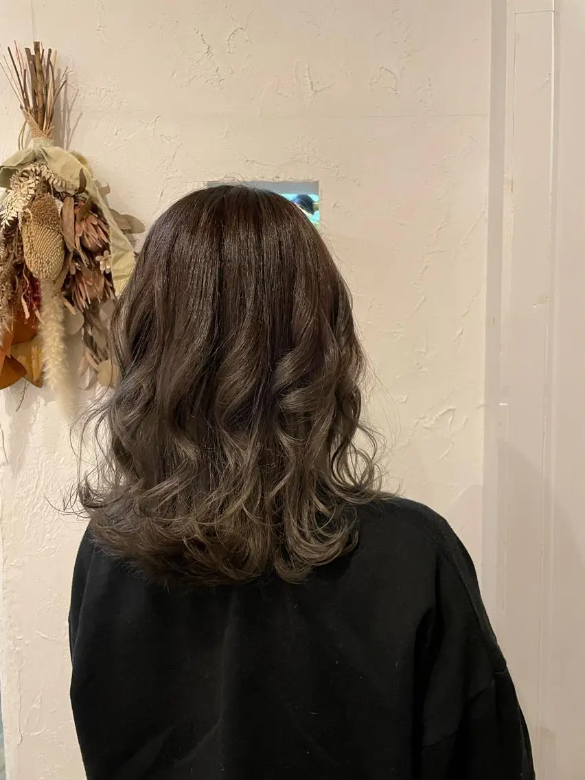 ミディアム カラー ヘアカラー 🌸小掛🌸 豊橋外国人風カラーのヘアスタイル