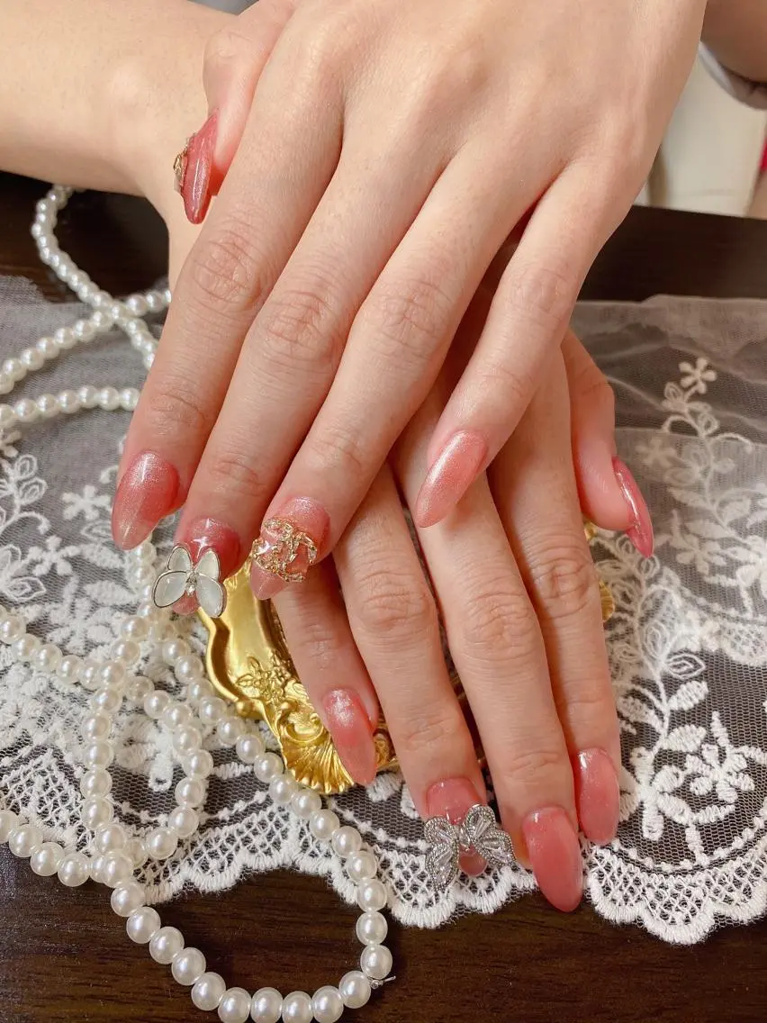 ネイル ハンドネイル リ サのネイルデザイン