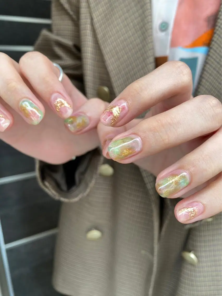 ネイル オーロラネイル マグネットネイル ニュアンスネイル オフィスネイル シンプルネイル ハンドネイル 草加ニュアンスネイル 🌚hersのネイルデザイン