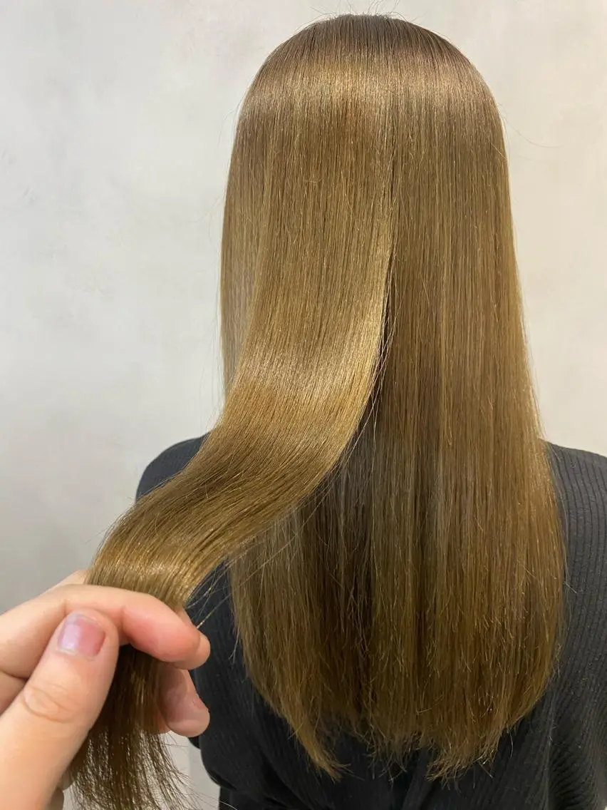 ロング カラー 吹田 駿 髪質改善縮毛矯正のヘアスタイル