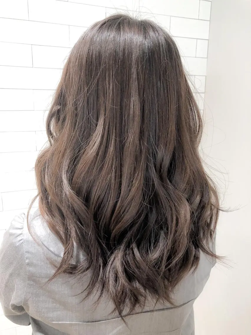 ロング カラー ヘアアレンジ ベージュカラー イルミナカラー カット ヘアカラー レイヤー×ヘッドスパ *保田遥*のヘアスタイル