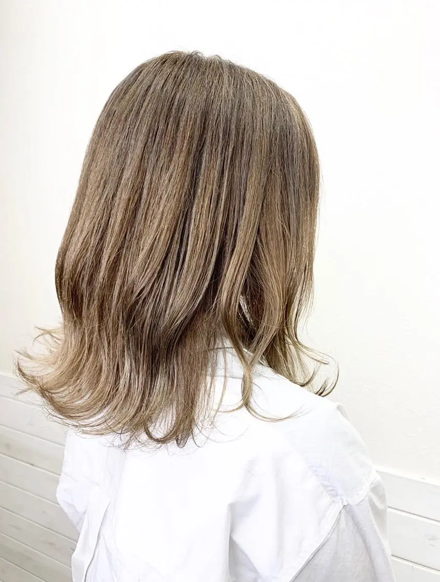 ミディアム カラー lucia RYOのヘアスタイル