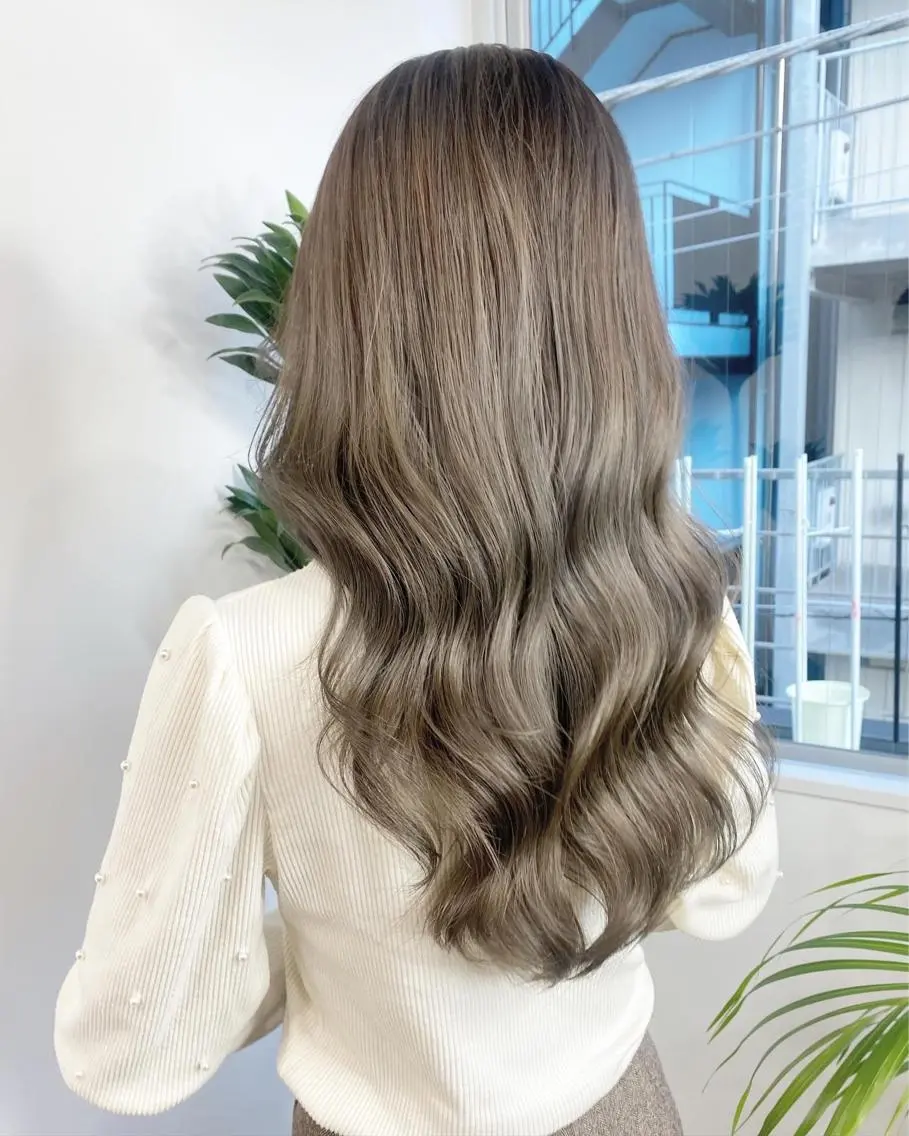 ロング カラー パーマ ヘアアレンジ メンズ キッズ ネイル マツエク・マツパ アイブロウ 結婚式・ブライダル メンズバレイヤージュ メンズブリーチ メンズハイライト メンズハイトーン カット ヘアカラー トリートメント 顔まわりレイヤー× 韓国ヘアオタベシンヤのヘアスタイル
