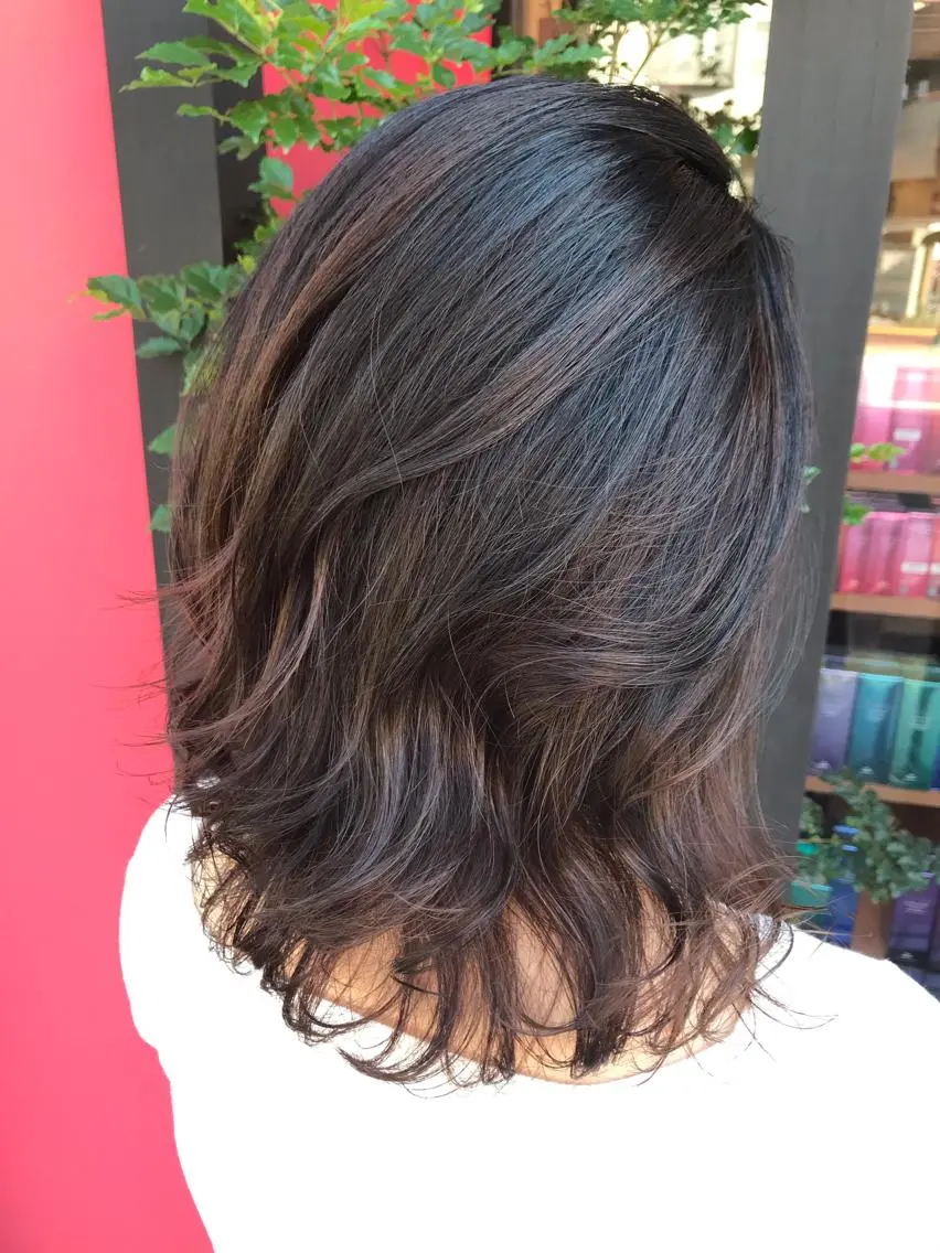 カラー 坂野 結子のヘアスタイル
