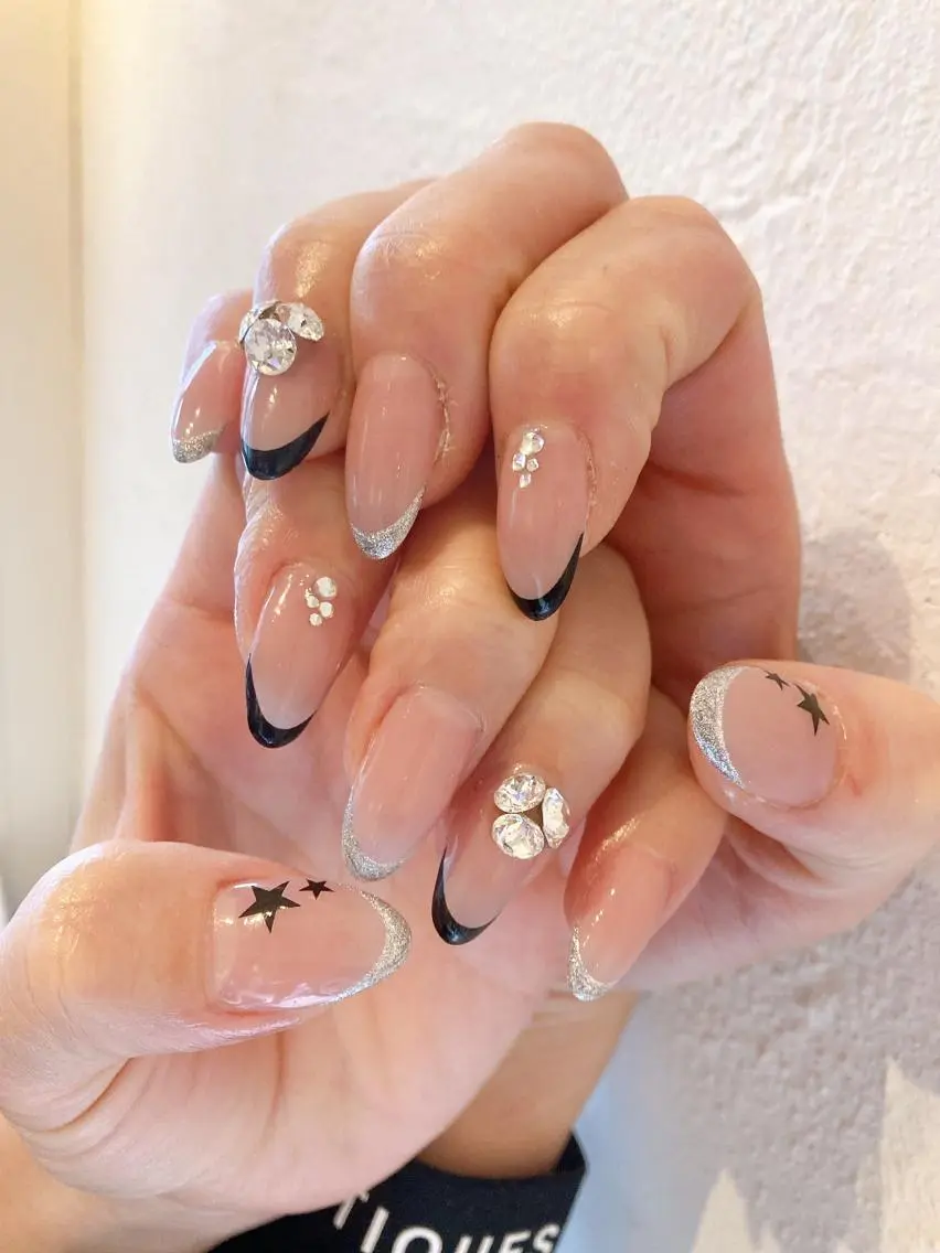 ネイル ストーンネイル ハンドネイル Lana nailのネイルデザイン