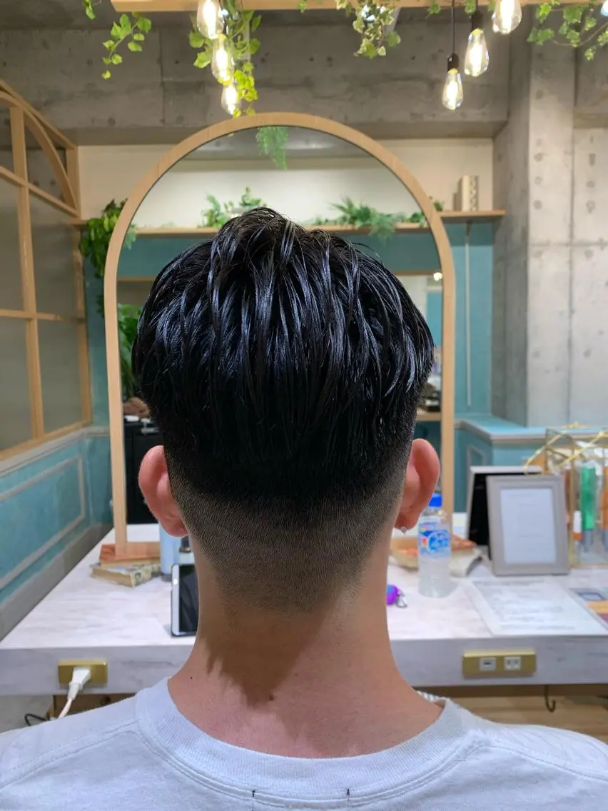 メンズ フェードカット スキンフェード ショート/縮毛矯正 紺野紘三のヘアスタイル