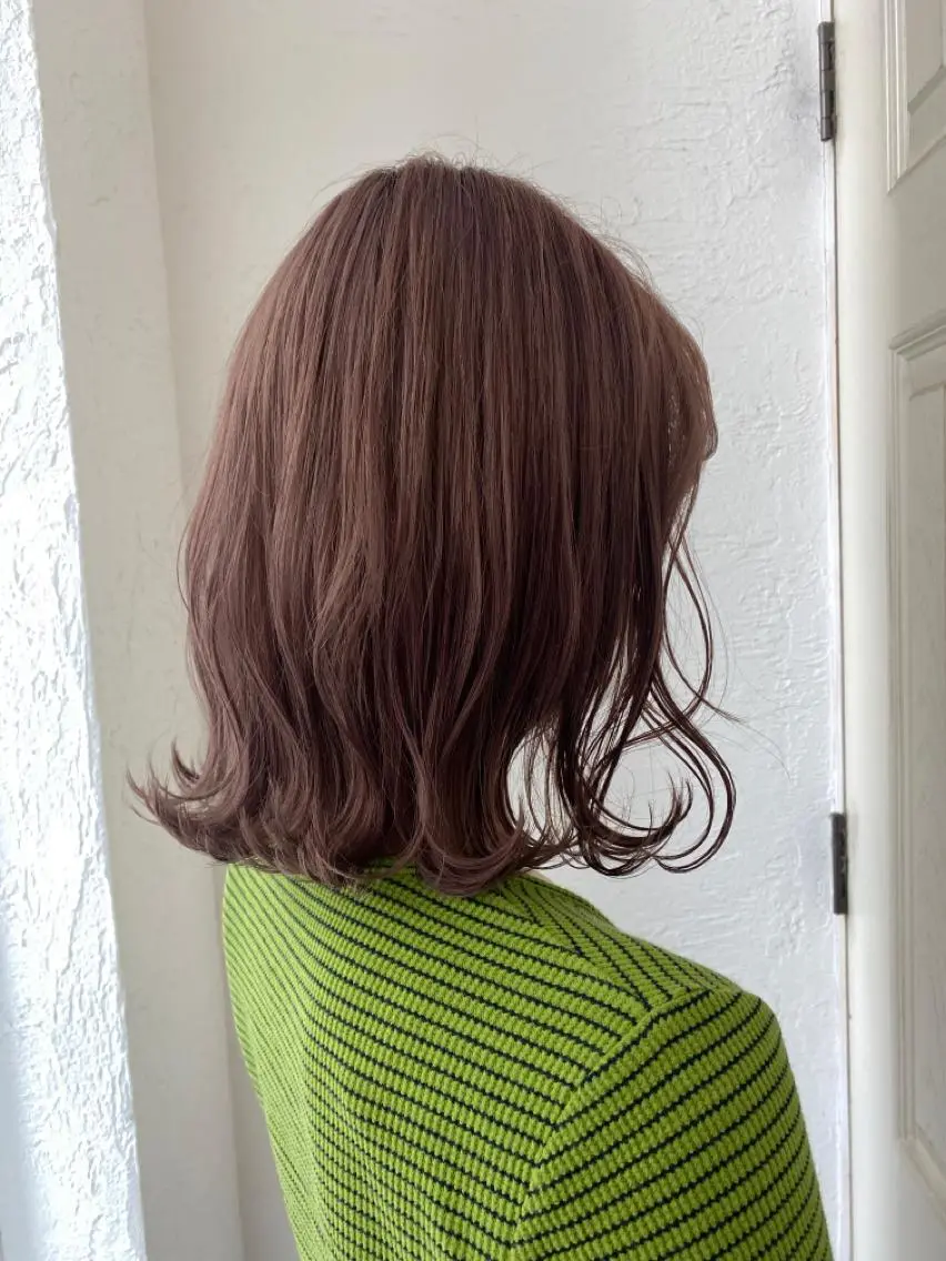 ミディアム カラー ベージュカラー ピンクカラー ピンクベージュ 🍑もも 🍑のヘアスタイル