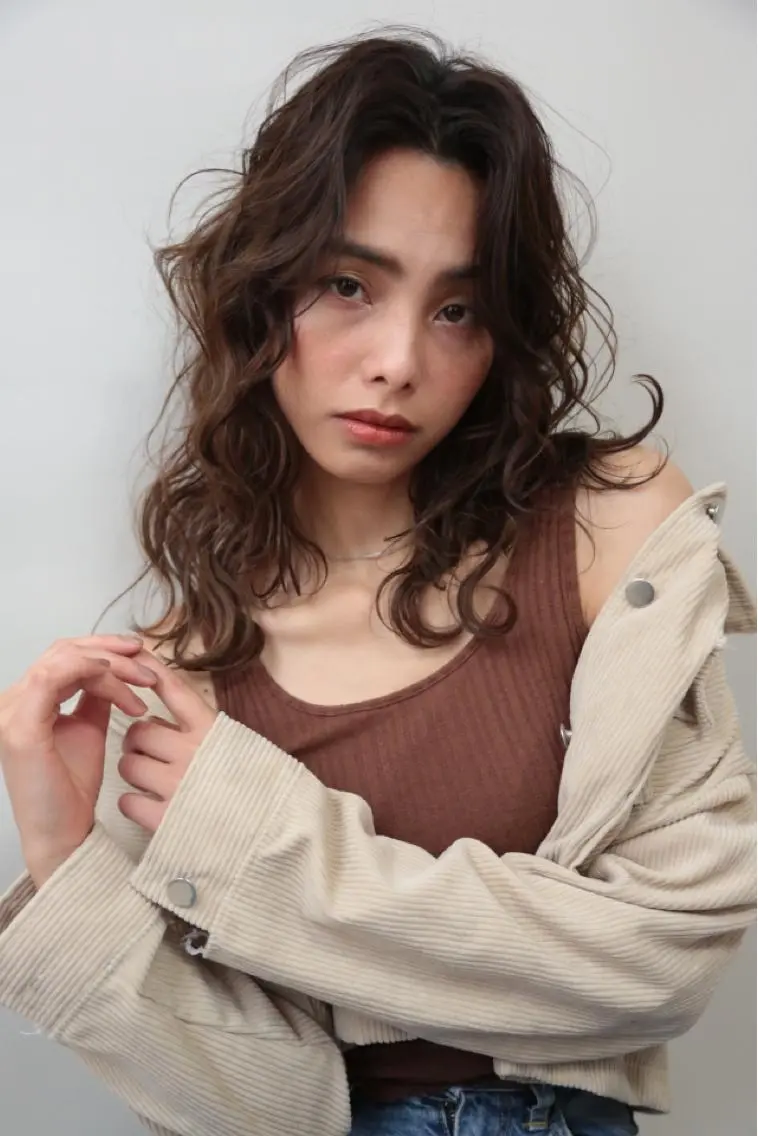 ミディアム カラー パーマ ARISA 学芸大学/海外ヘアのヘアスタイル