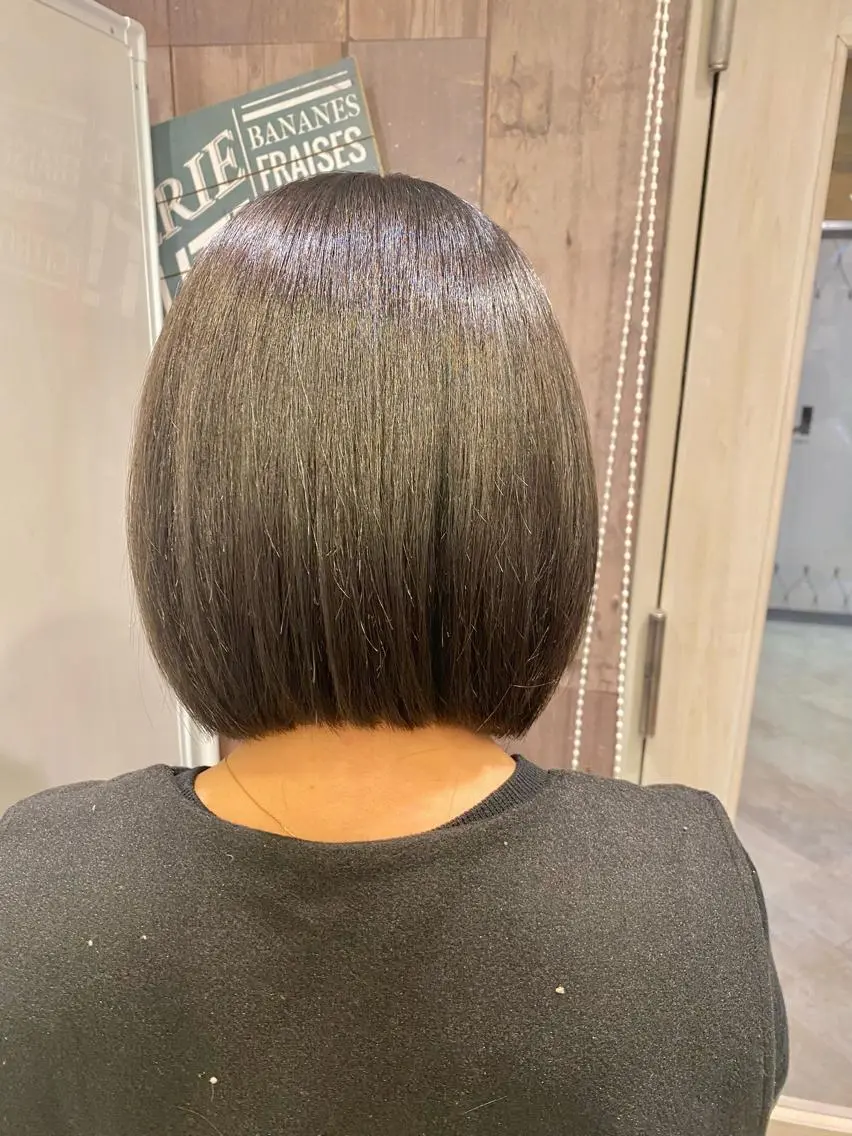 ショート ボブ 40代以降の 縮毛矯正専門家のヘアスタイル