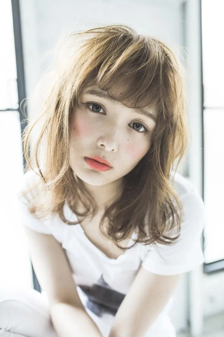 セミロング カラー パーマ 佐々木 優介のヘアスタイル