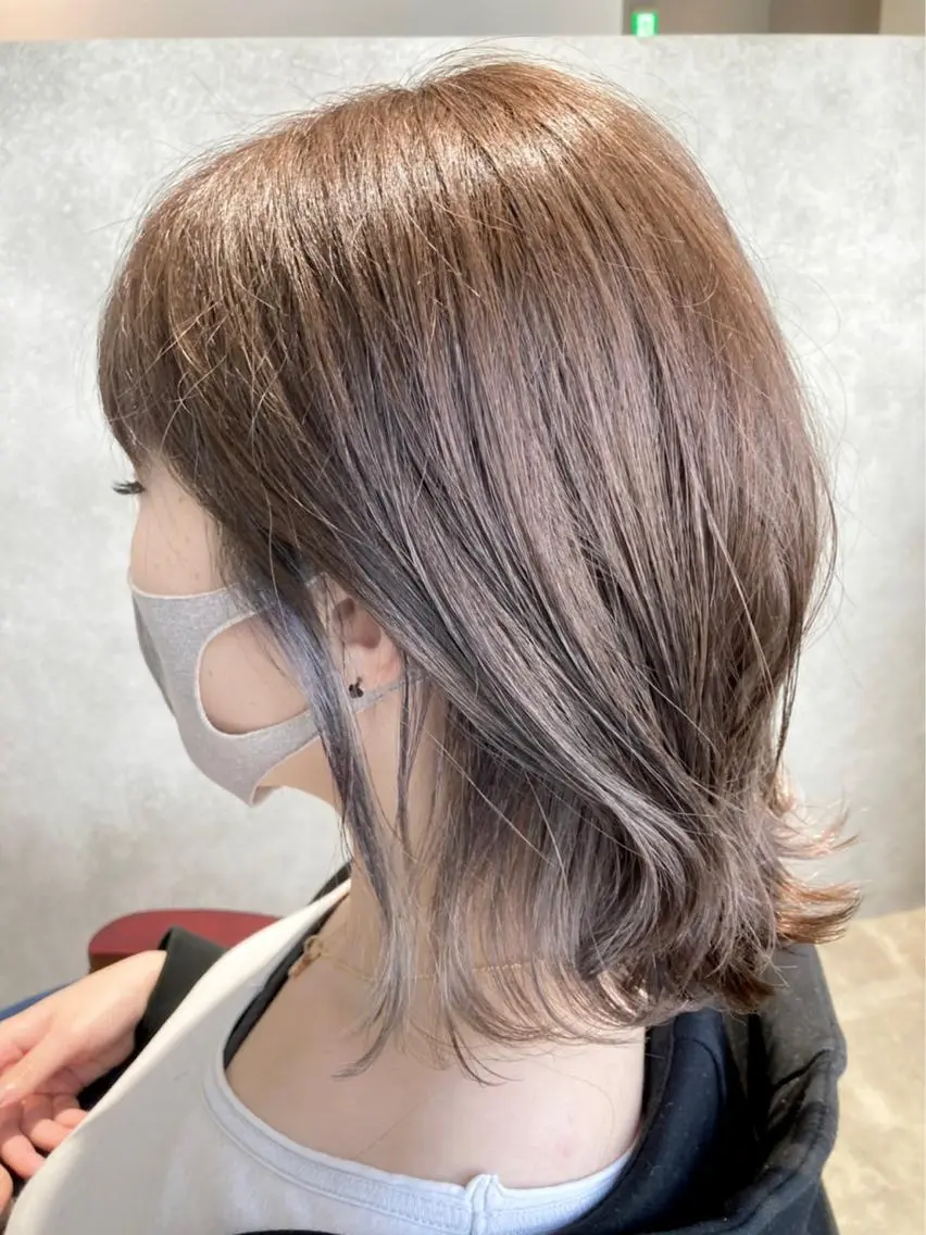 ミディアム カラー カット ヘアカラー トリートメント 髪質改善✨透明感カラ ー🌈シエルブルーのヘアスタイル
