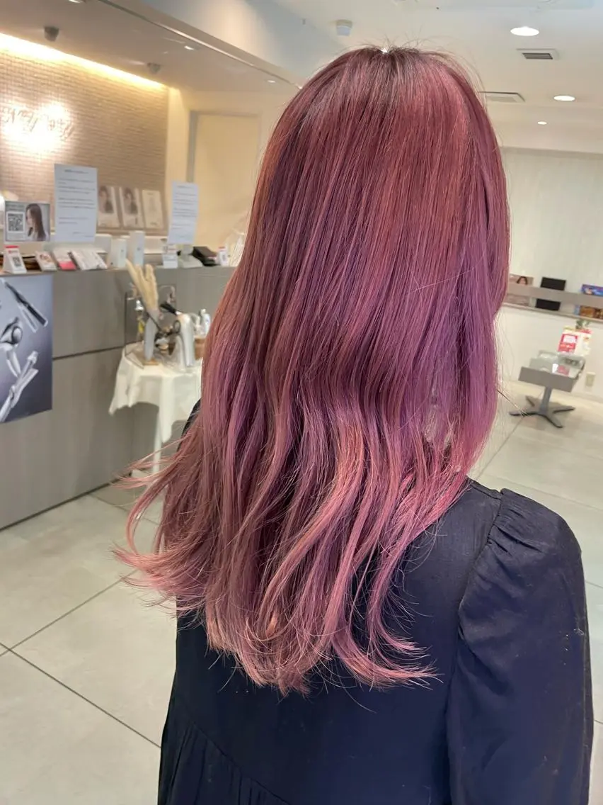 セミロング カラー カット ヘアカラー 松佐 ゆかりのヘアスタイル