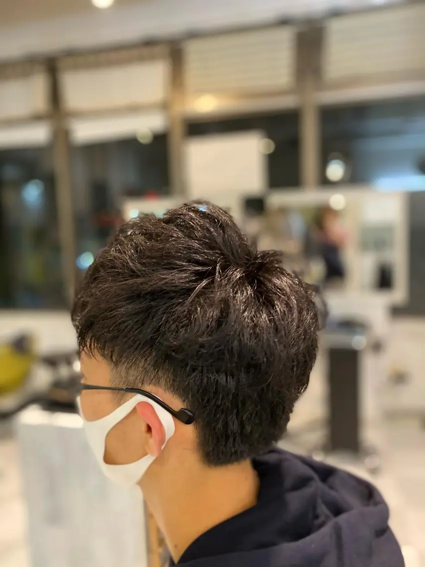 パーマ メンズ 黒川 奨のヘアスタイル