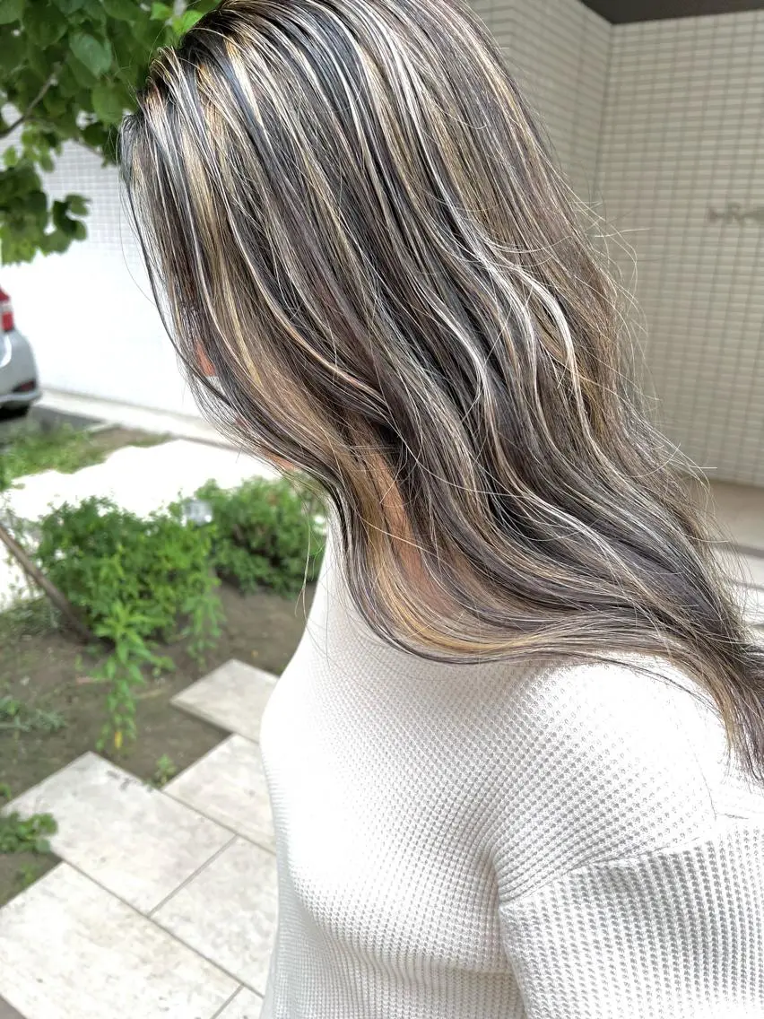 セミロング カラー ブリーチ ケアブリーチ ハイライトカラー ハイライト 💎透明感カラー特化 💎TAISEIのヘアスタイル