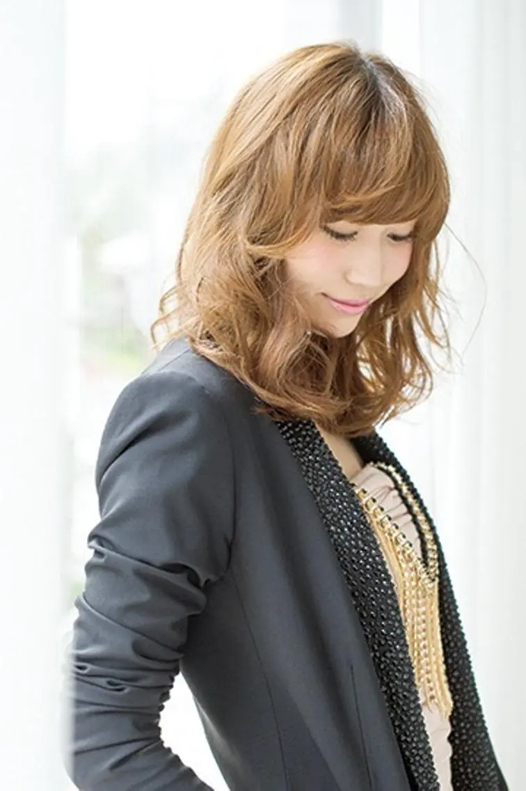 セミロング カラー パーマ 古田 佳規のヘアスタイル