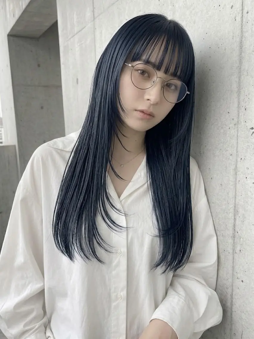 ロング レイヤーカット ロング ヘアカラー トリートメント ヘアサロンM新宿 カットカラーブリーチのヘアスタイル