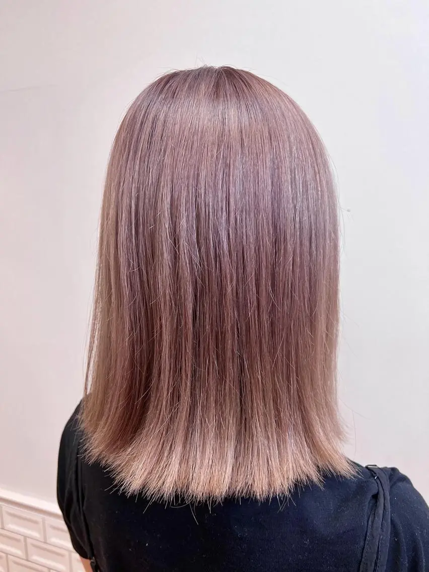 ミディアム カット ヘアカラー 丁寧な技術が評判！ nao*c tresのヘアスタイル