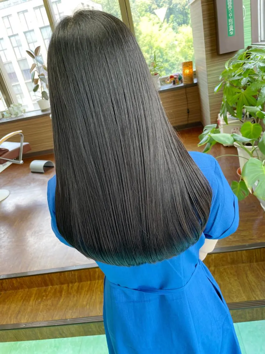 ロング 髪質改善 トリートメント 土居 正季のヘアスタイル