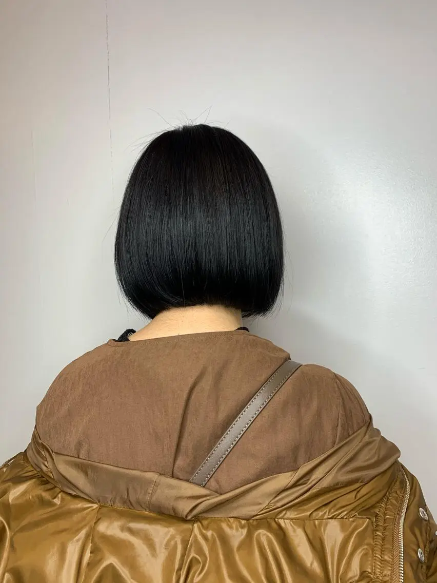 ショート カラー ブリーチ トリートメント トップ スタイリストのヘアスタイル