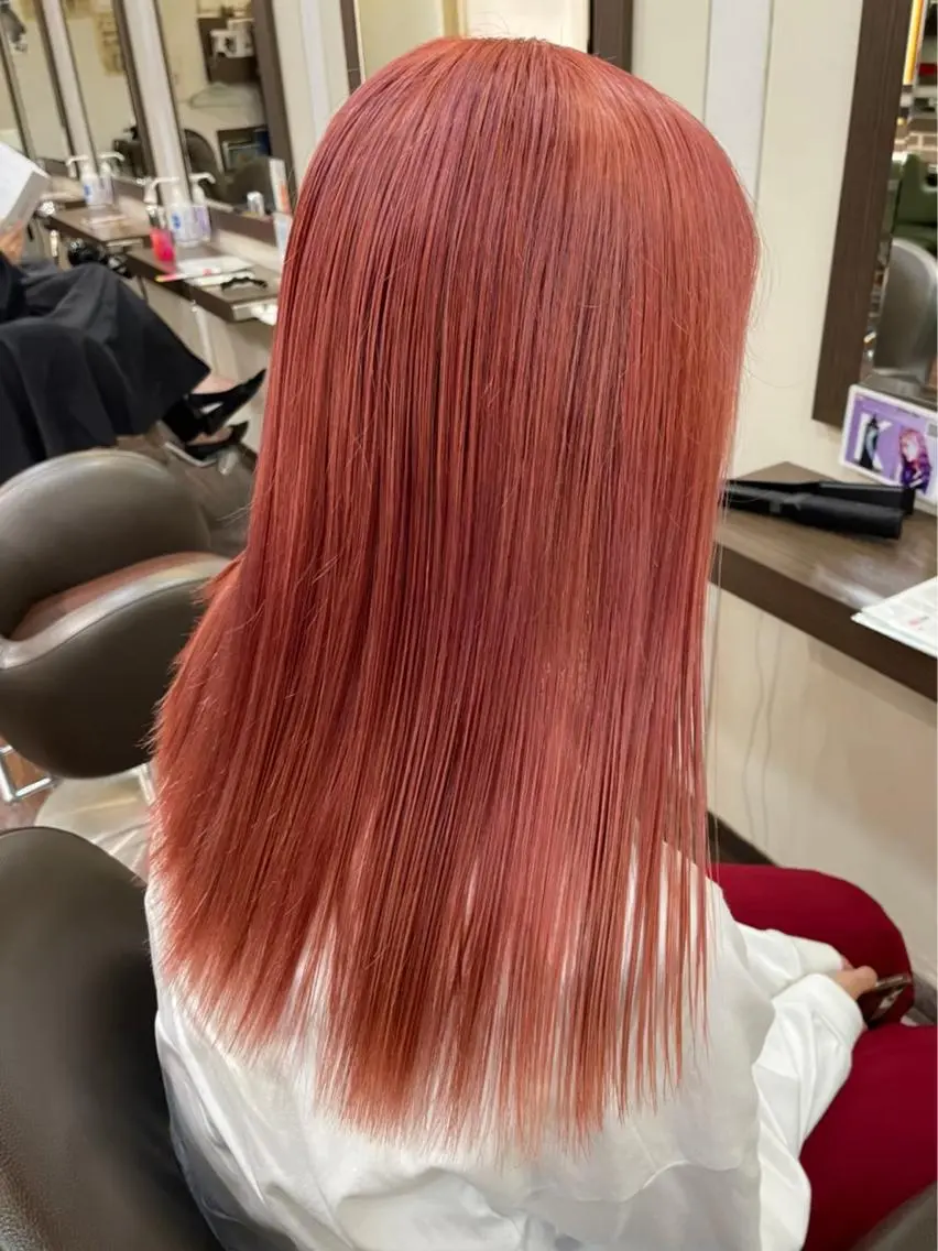 ロング カラー ベージュカラー 黒髪 ブリーチ ブルーカラー ブルーブラック 髪質改善　ネイル コトミ🐸のヘアスタイル