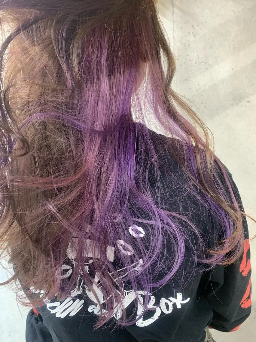 ロング カラー インナーカラー にった みずきのヘアスタイル