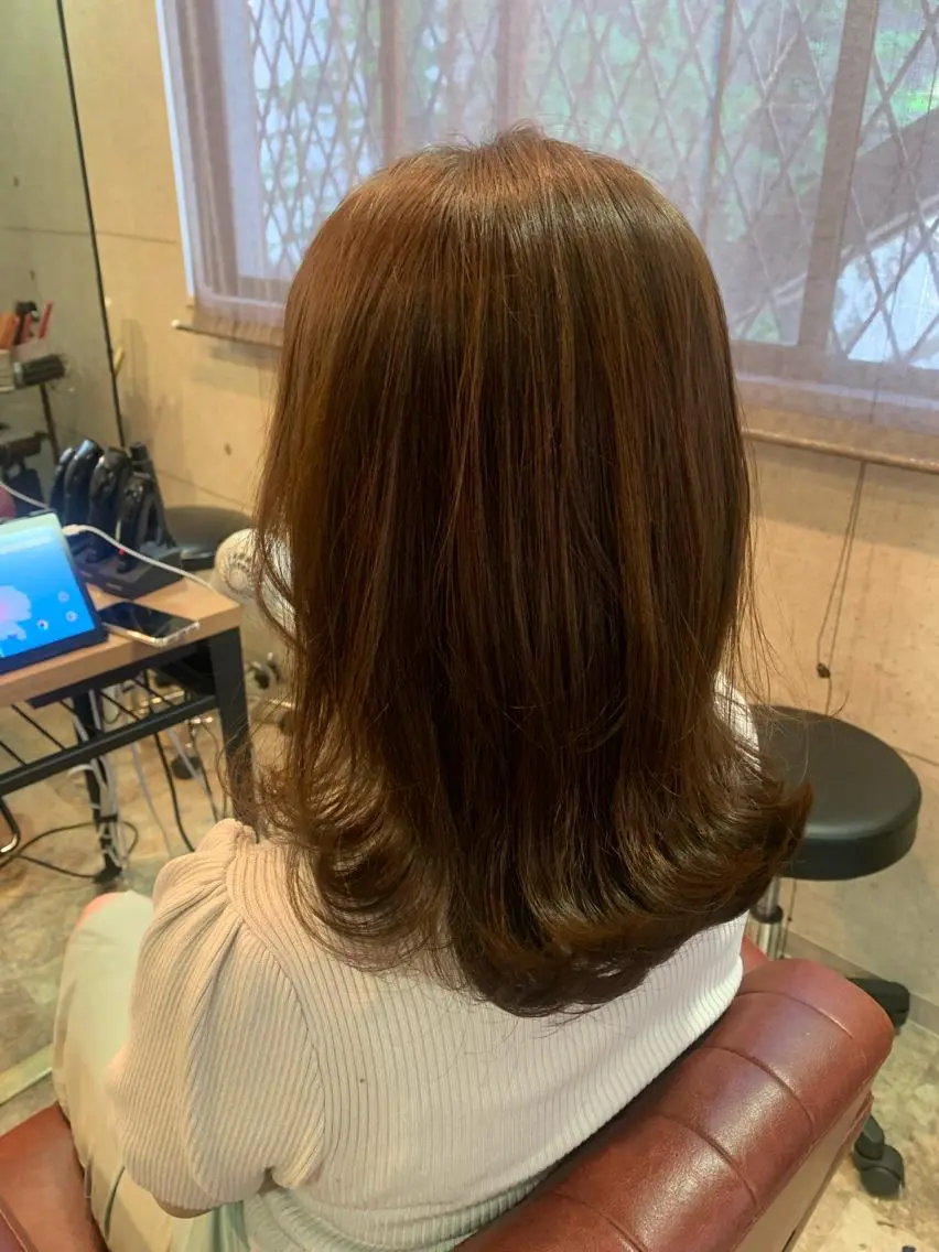 セミロング カラー カット ヘアカラー トリートメント ERIKO Tのヘアスタイル