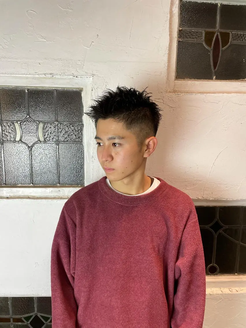 メンズ フェードカット 刈り上げ 桐原 竜也のヘアスタイル