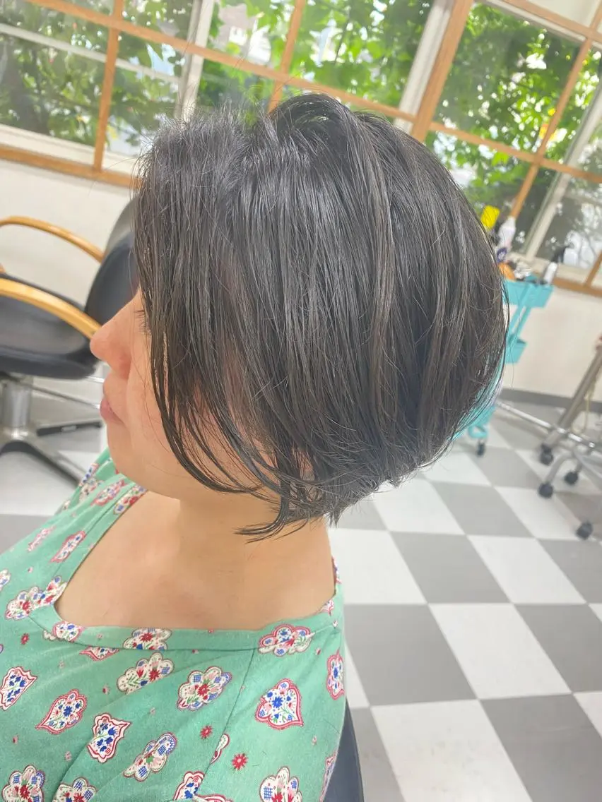 ショート ボブ ショートヘア カット トリートメント 永沼 真依のヘアスタイル