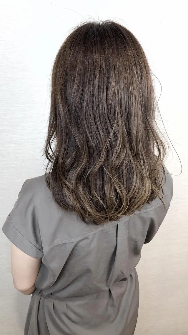 セミロング ヘアカラー トリートメント 髪質改善 阿部のヘアスタイル