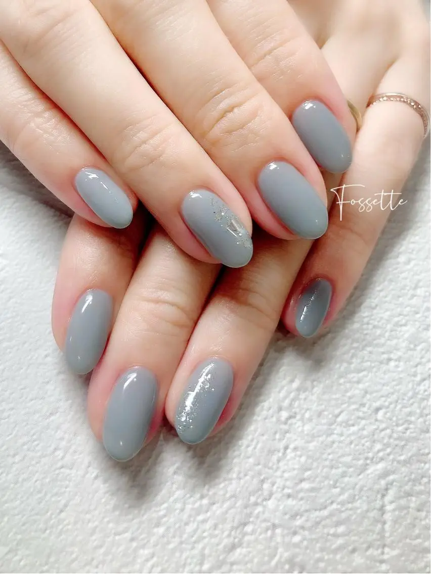 ネイル ブルー ラメ(グリッター) ワンカラーネイル シンプルネイル ハンドネイル nailsalon Fossetteのネイルデザイン