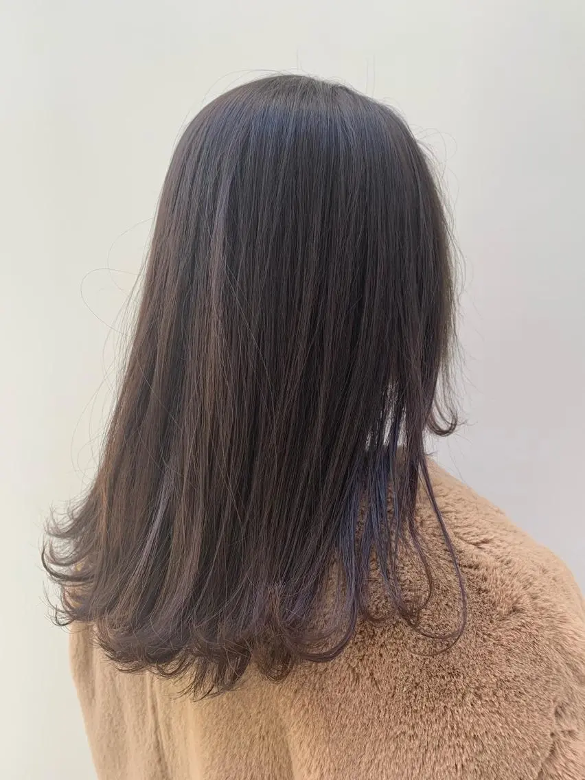 ロング カラー アッシュ アッシュブラウン ブラウンカラー イルミナカラー ヘアカラー トリートメント 髪質改善🌟 TAKERUのヘアスタイル