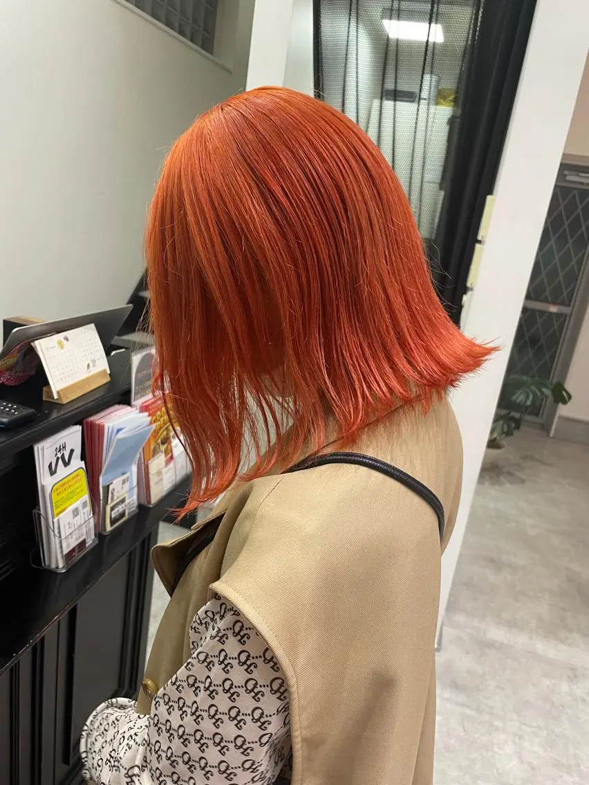 カラー ブリーチ オレンジ 河野いずみ レイヤー/ボブ 🤍のヘアスタイル