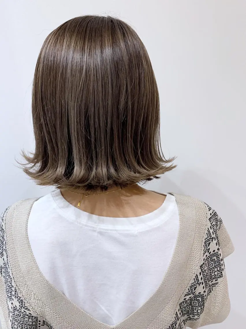 ショート カラー ボブ 外ハネヘア ROW吉祥寺✨ 髪質改善TR&スパ✨のヘアスタイル