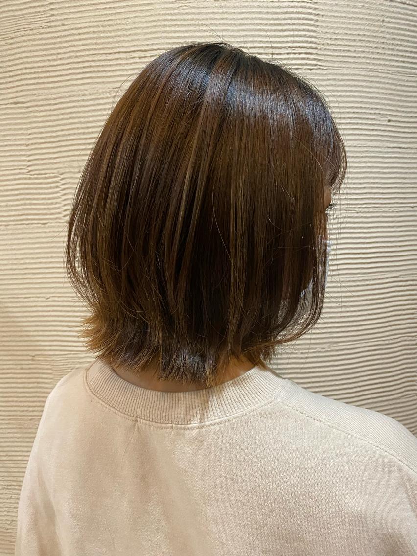 ミディアム レイヤーカット SALOWIN◽ Ichika のヘアスタイル