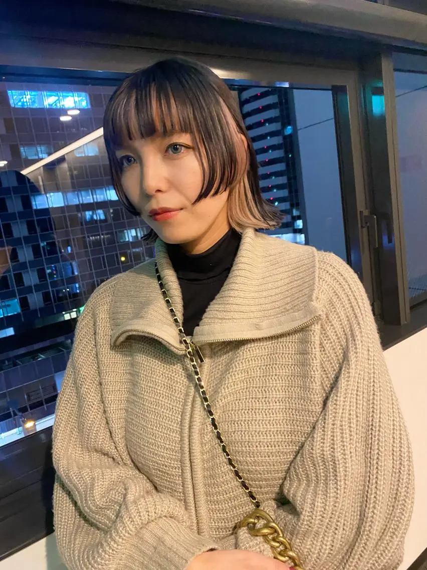 ショート カラー パーマ ヘアアレンジ デザインカラー/ボブ ブリーチカラー/ユリのヘアスタイル