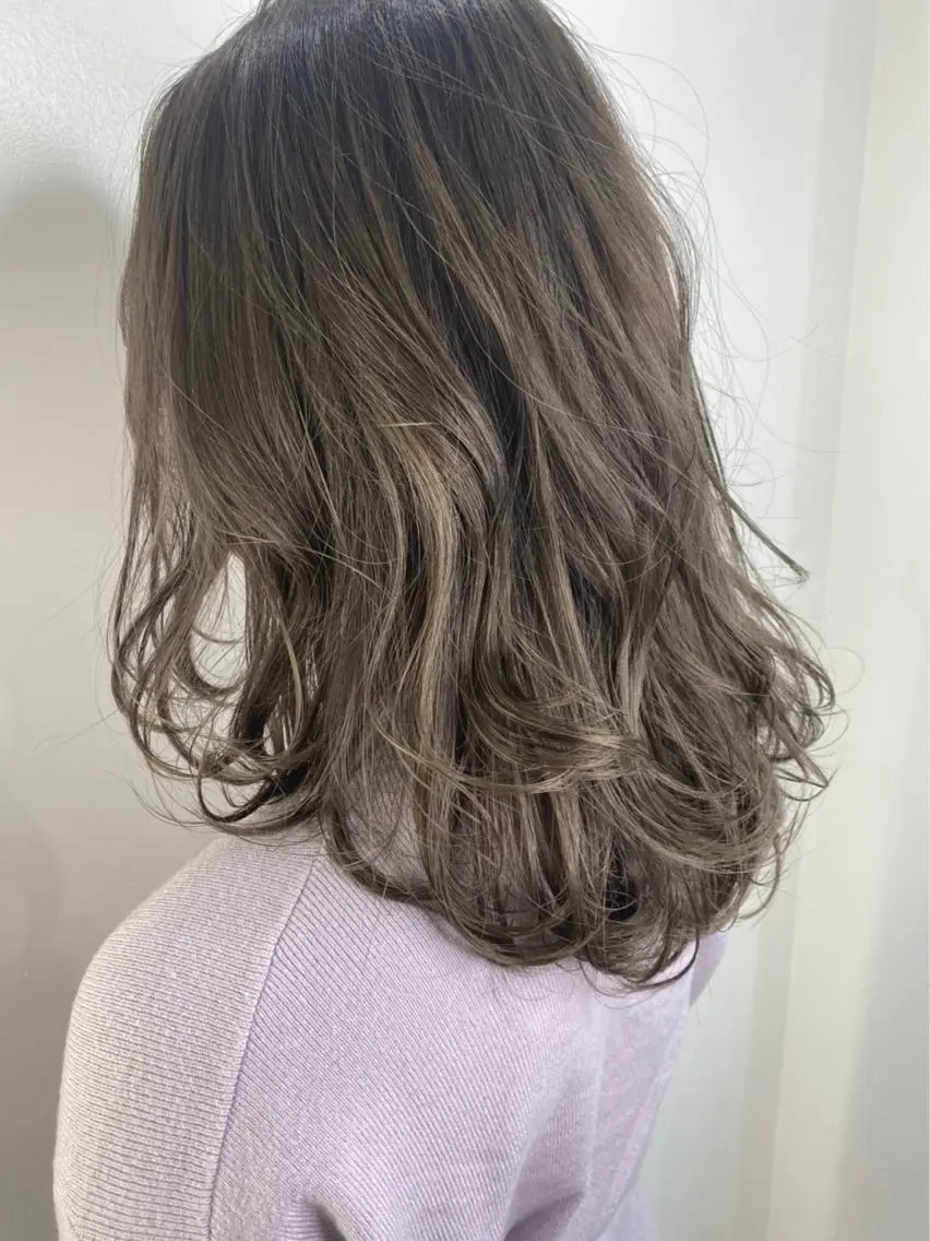ミディアム カラー ☕️ベージュカラー 内藤光哉☕️のヘアスタイル
