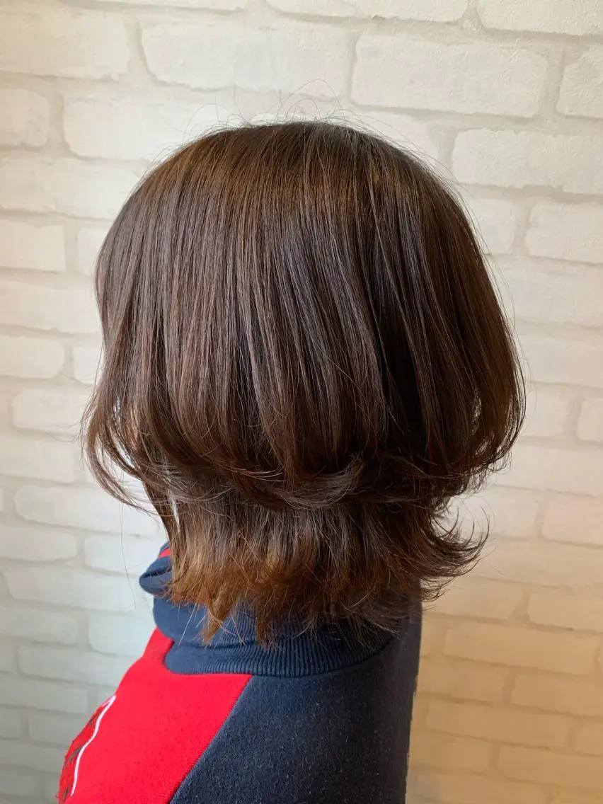 ミディアム ウルフカット 秋葉 万柚子のヘアスタイル