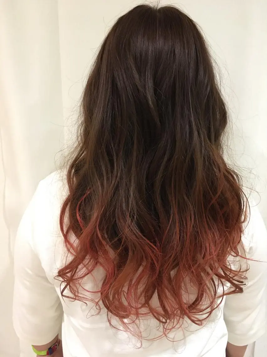 ロング カラー グラデーションカラー きむえり/髪質改善 /うねり広がり改善のヘアスタイル