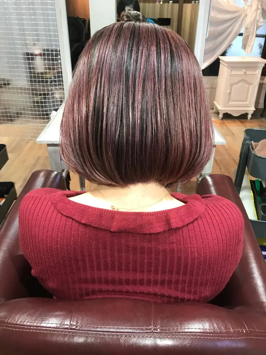 ミディアム カラー ピンクカラー バイオレットカラー Afinar　 tomoのヘアスタイル