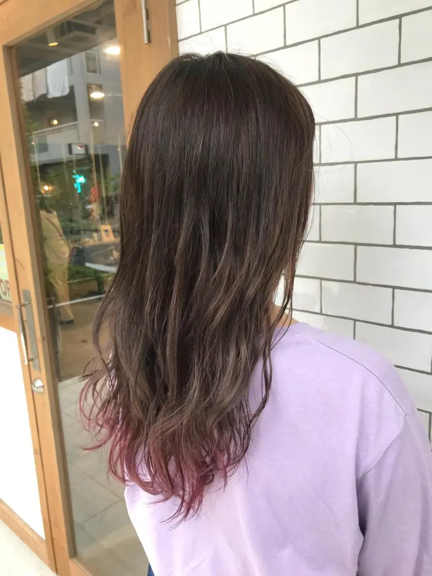 ロング カラー アッシュ ベージュカラー グラデーションカラー ピンクカラー 竹嶌 健吾のヘアスタイル